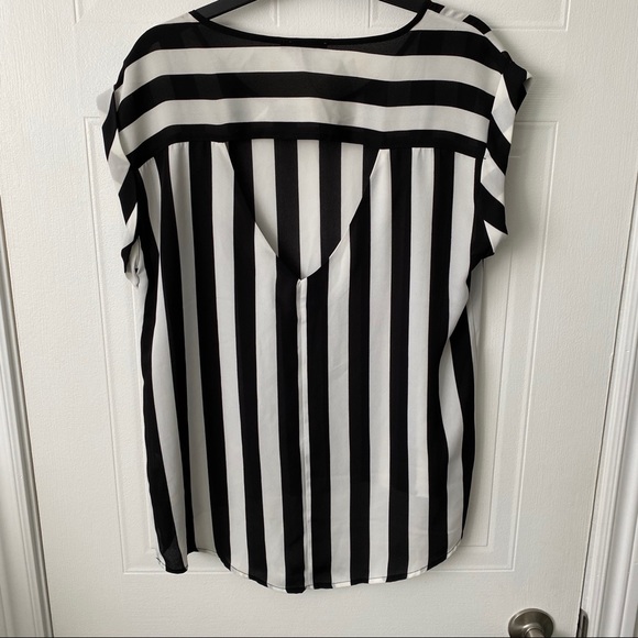 Striped Forever 21 top - Picture 2 of 3